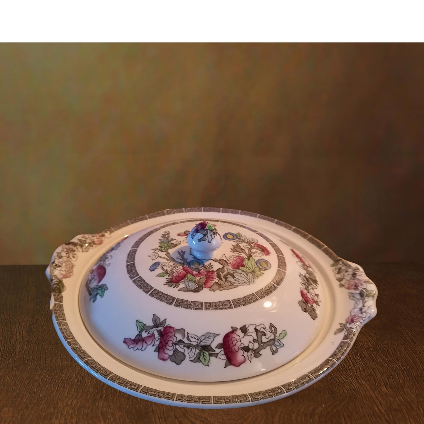 Johnson Bros Indian Tree Sunday Hostess Set | 2 Tureens + Platters + Serving Bowl + Gravy Boat | English Ironstone