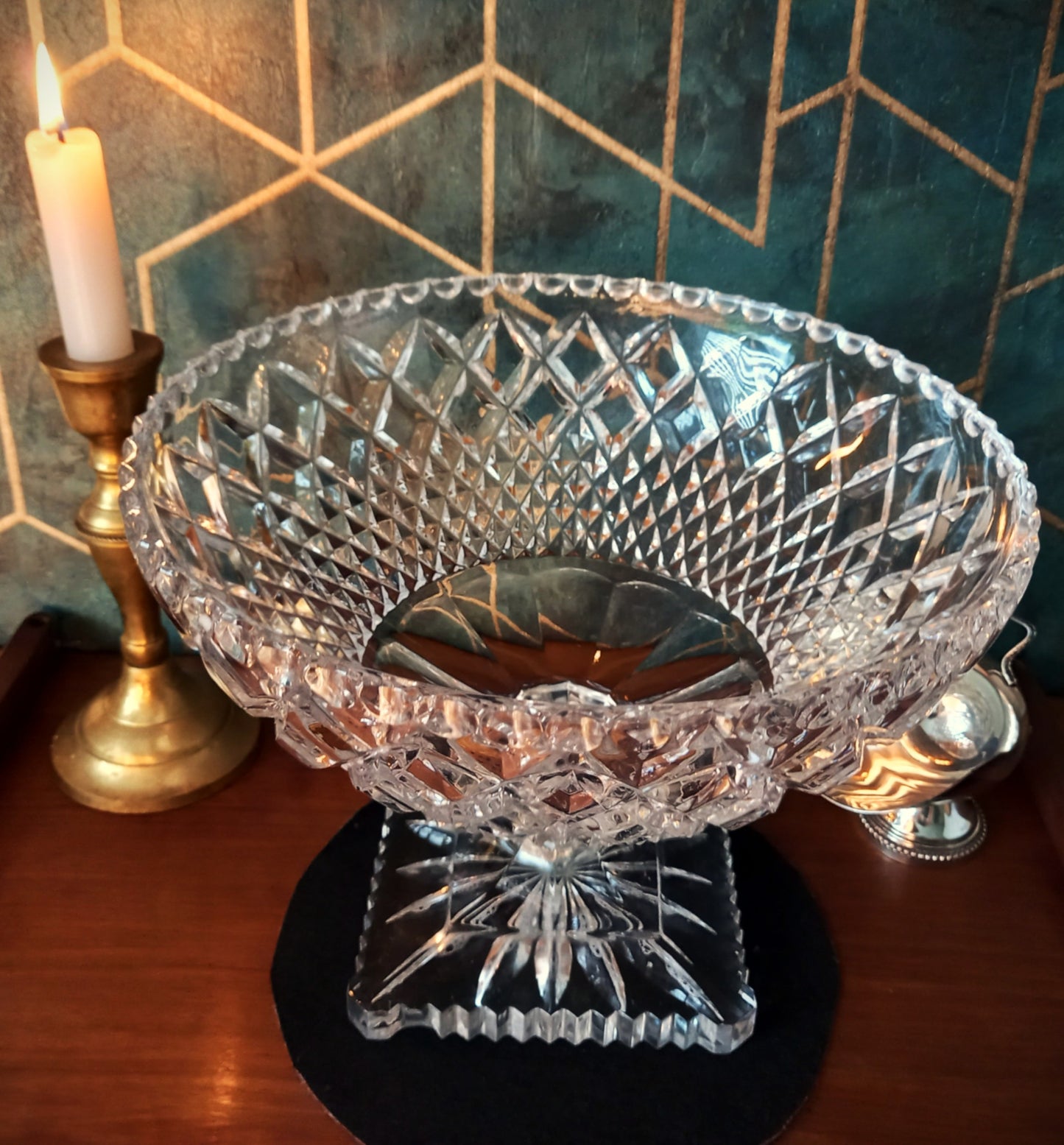 Vintage Cut Crystal Pedestal Trifle Bowl – Art Deco Diamond Design | Candlelit Elegance