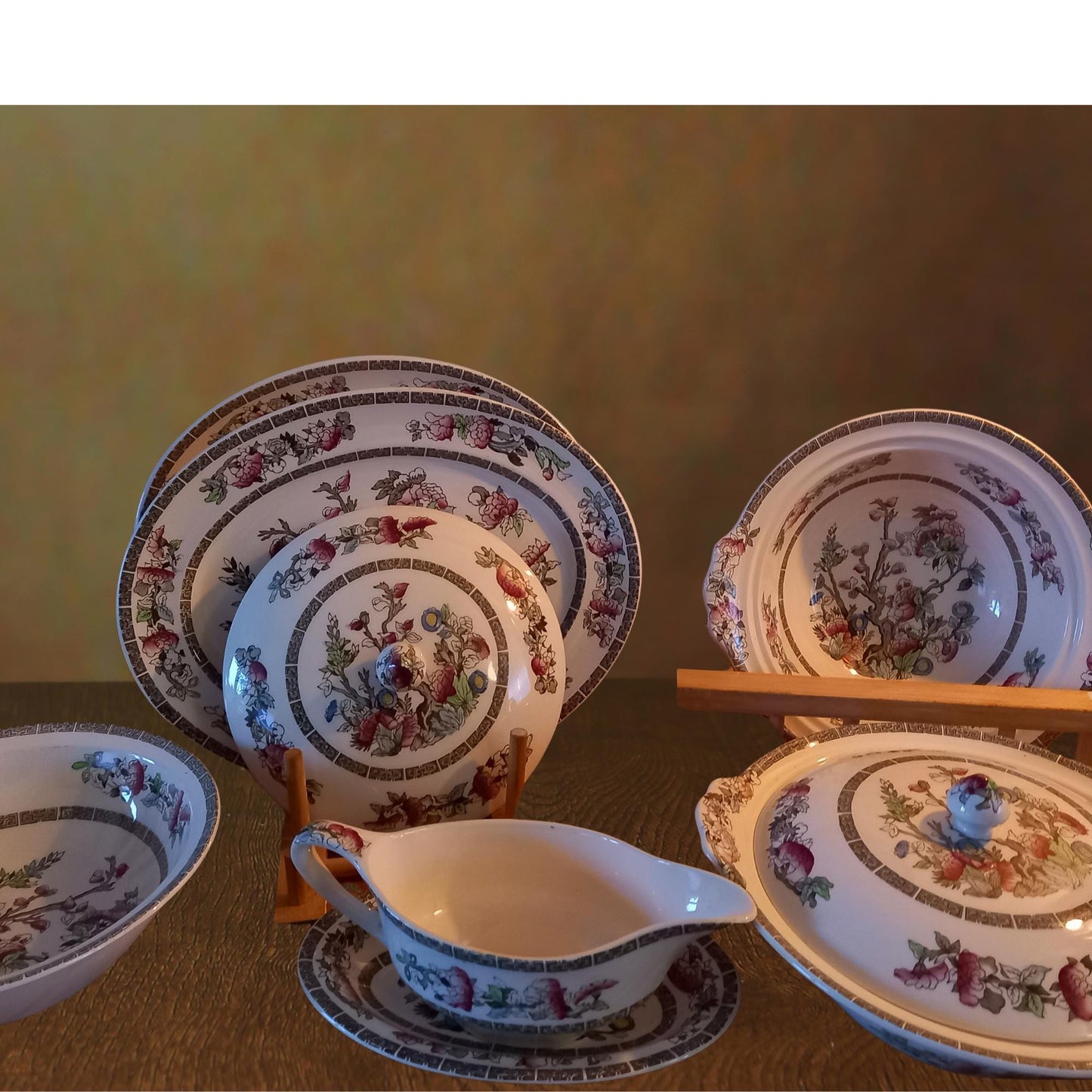 Johnson Bros Indian Tree Sunday Hostess Set | 2 Tureens + Platters + Serving Bowl + Gravy Boat | English Ironstone