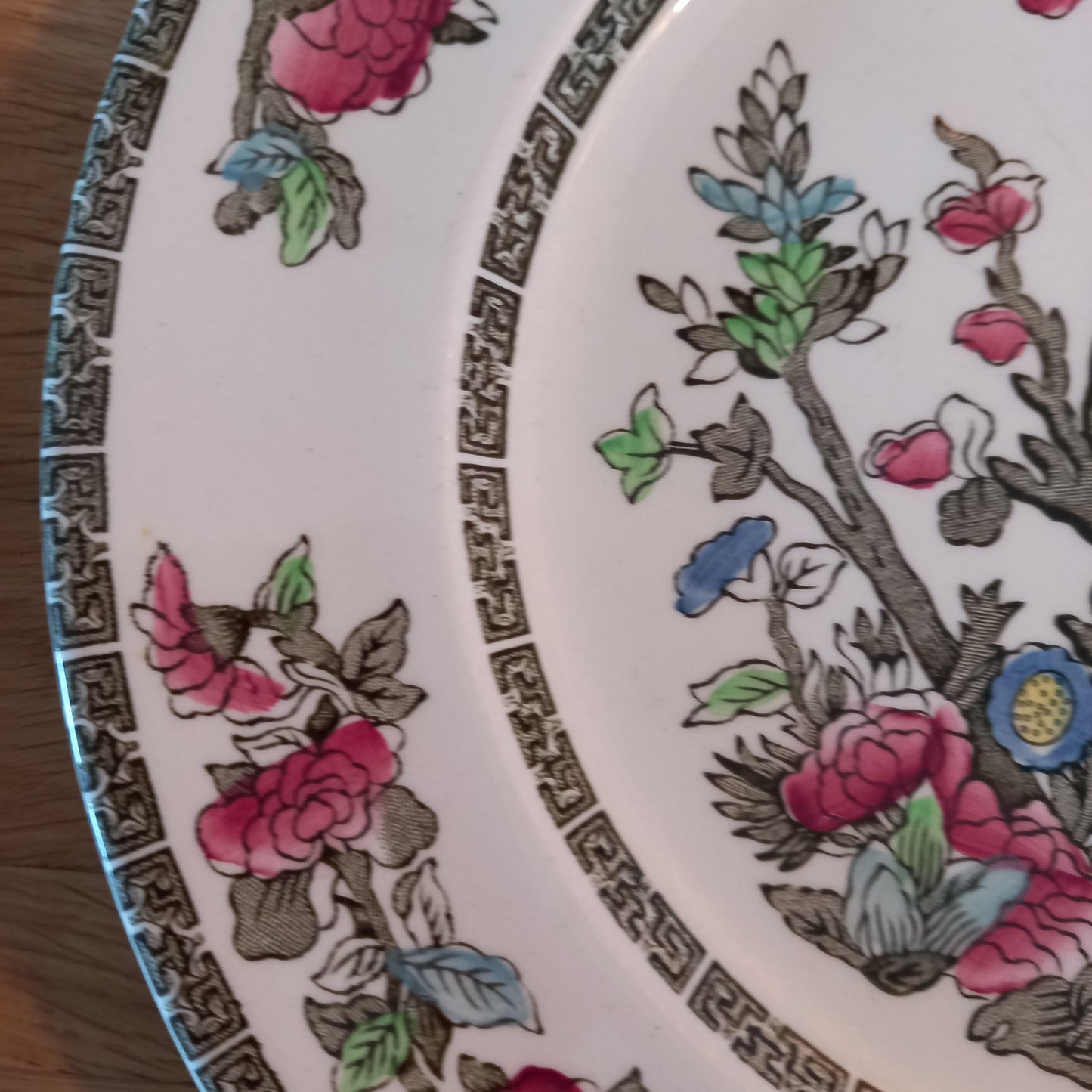 Johnson Bros Indian Tree Dinner Plates — Set of 4 Vintage English Ironstone (10” Standard Rim)