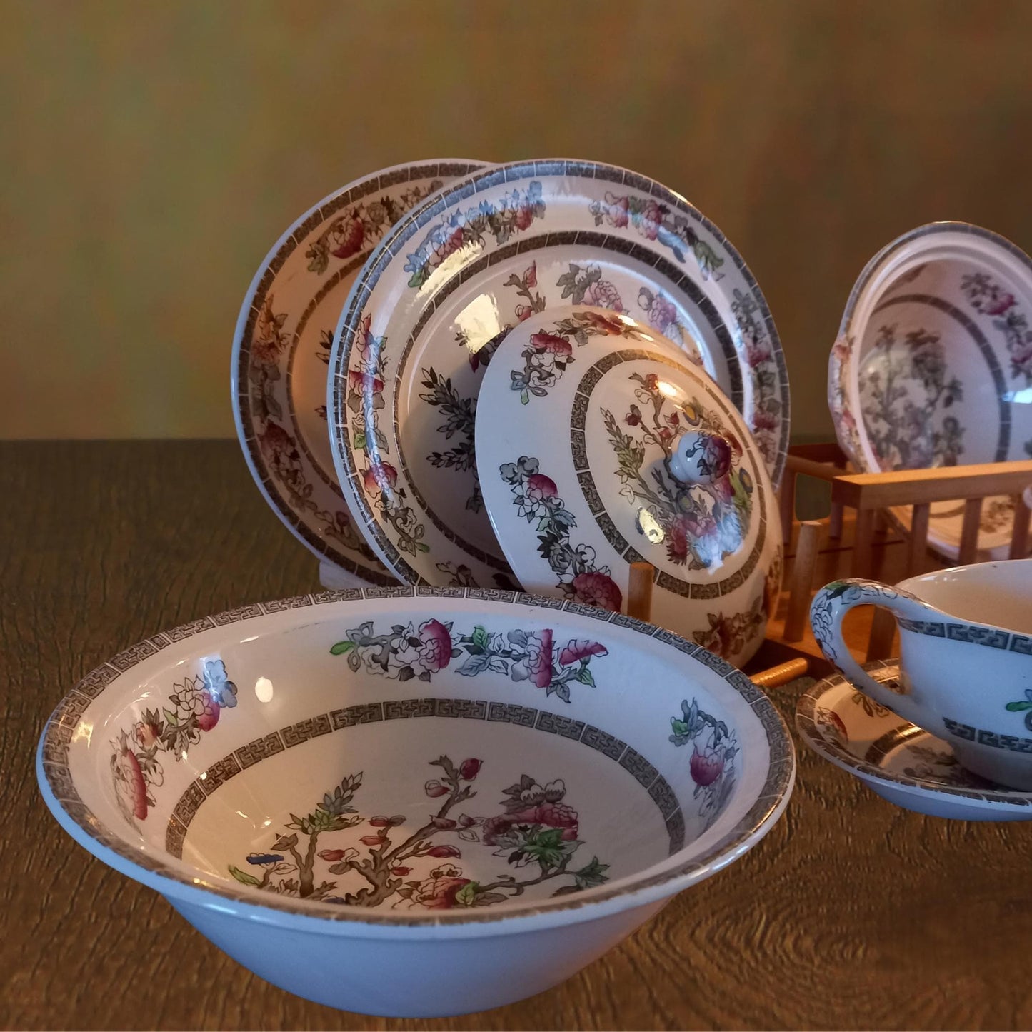 Johnson Bros Indian Tree Sunday Hostess Set | 2 Tureens + Platters + Serving Bowl + Gravy Boat | English Ironstone