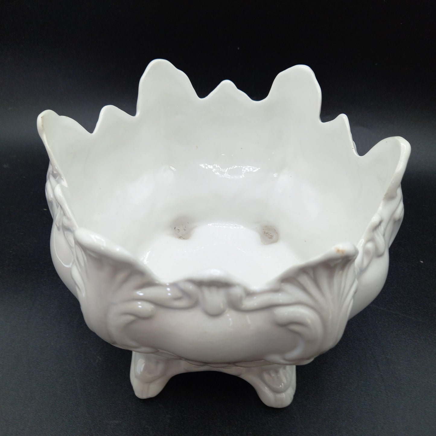Vintage Pearl Lusterware Planter — Rococo Revival Footed Bowl (Mid-Century, Iridescent Glaze)