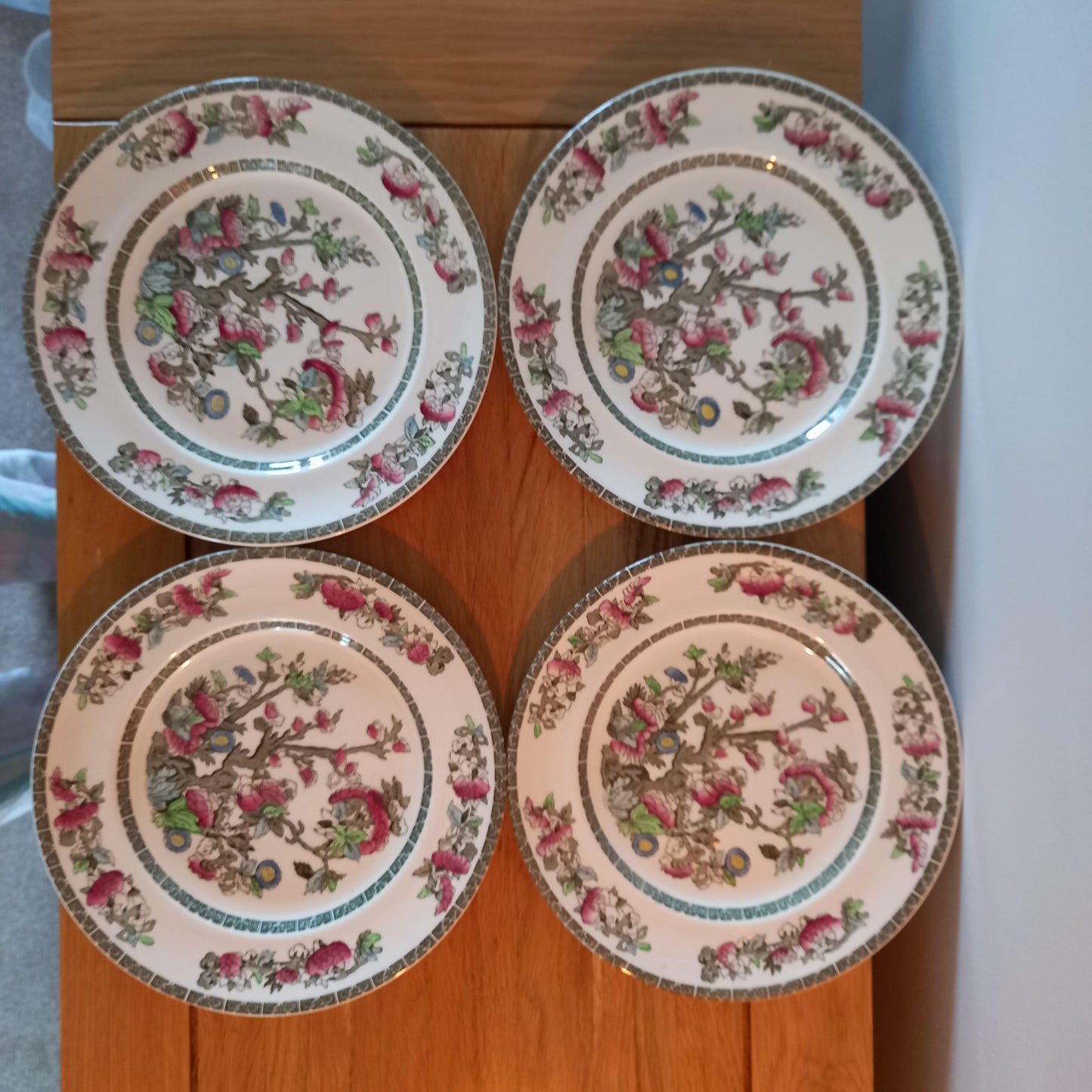 Johnson Bros Indian Tree Dinner Plates — Set of 4 Vintage English Ironstone (10” Standard Rim)