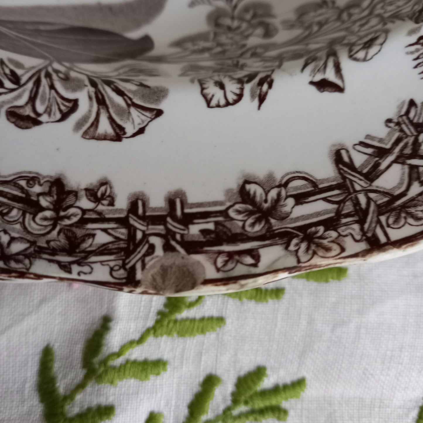 Copeland & Garrett Victorian Tureen — 1844 Registered Brown Transferware with Gilt Finial (Bird & Botanical Design)