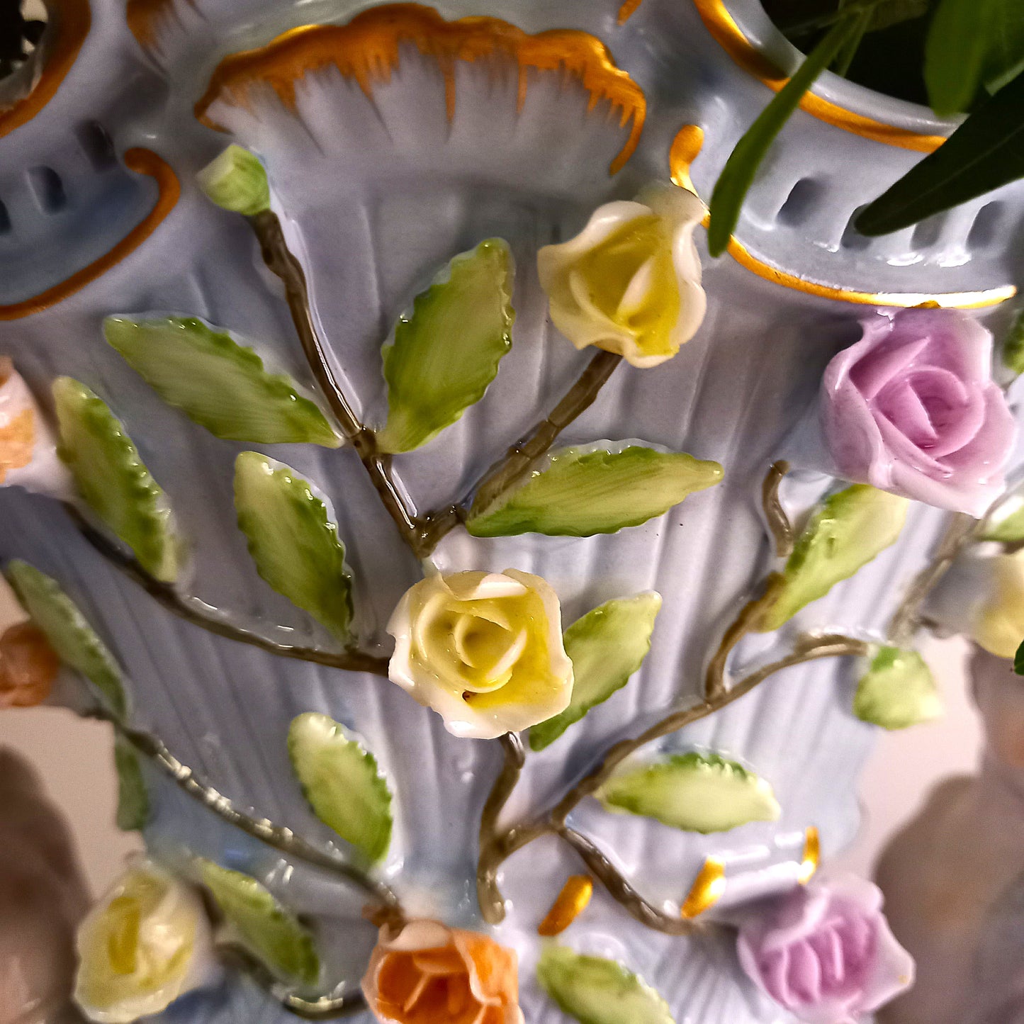 Capodimonte-Style Duck-Egg Blue Cherub Vase – Rococo Revival Urn | Italian Porcelain Wedding Entryway or Valentine’s Gift