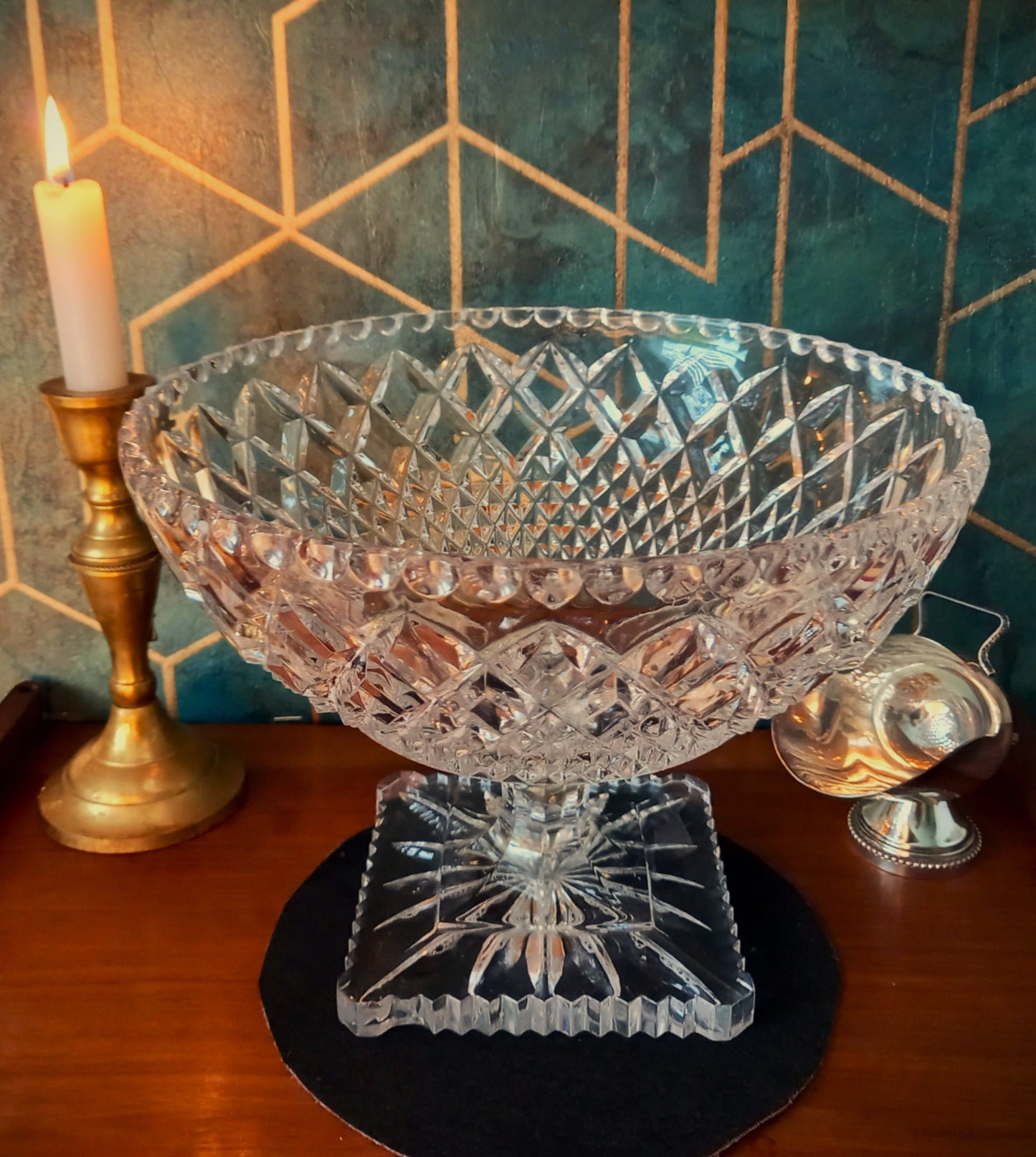 Vintage Cut Crystal Pedestal Trifle Bowl – Art Deco Diamond Design | Candlelit Elegance