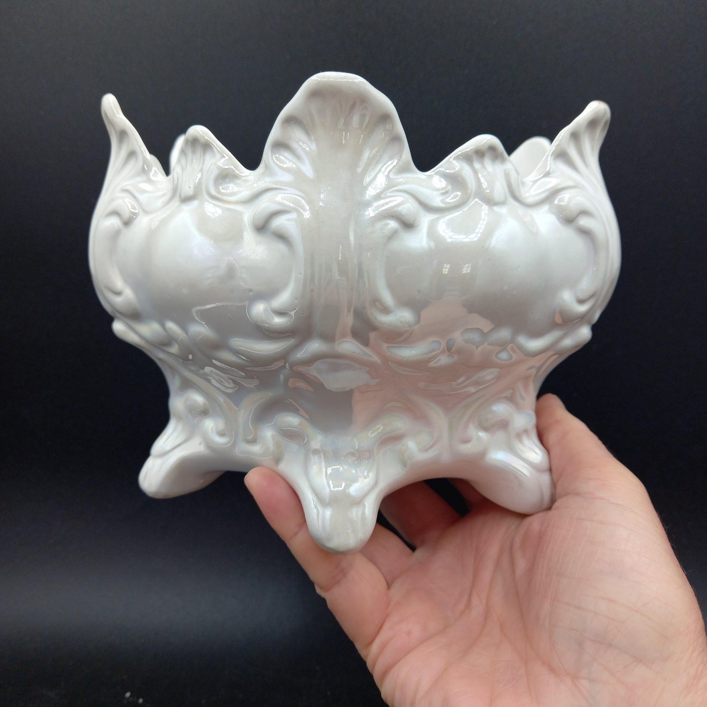 Vintage Pearl Lusterware Planter — Rococo Revival Footed Bowl (Mid-Century, Iridescent Glaze)