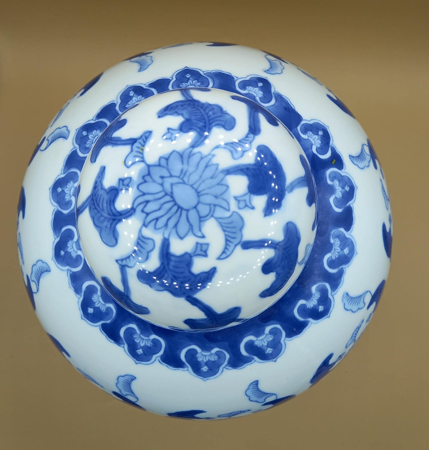 Large Vintage Blue & White Ginger Jar with Lid – Chinoiserie Floral Ceramic, Mid-Century