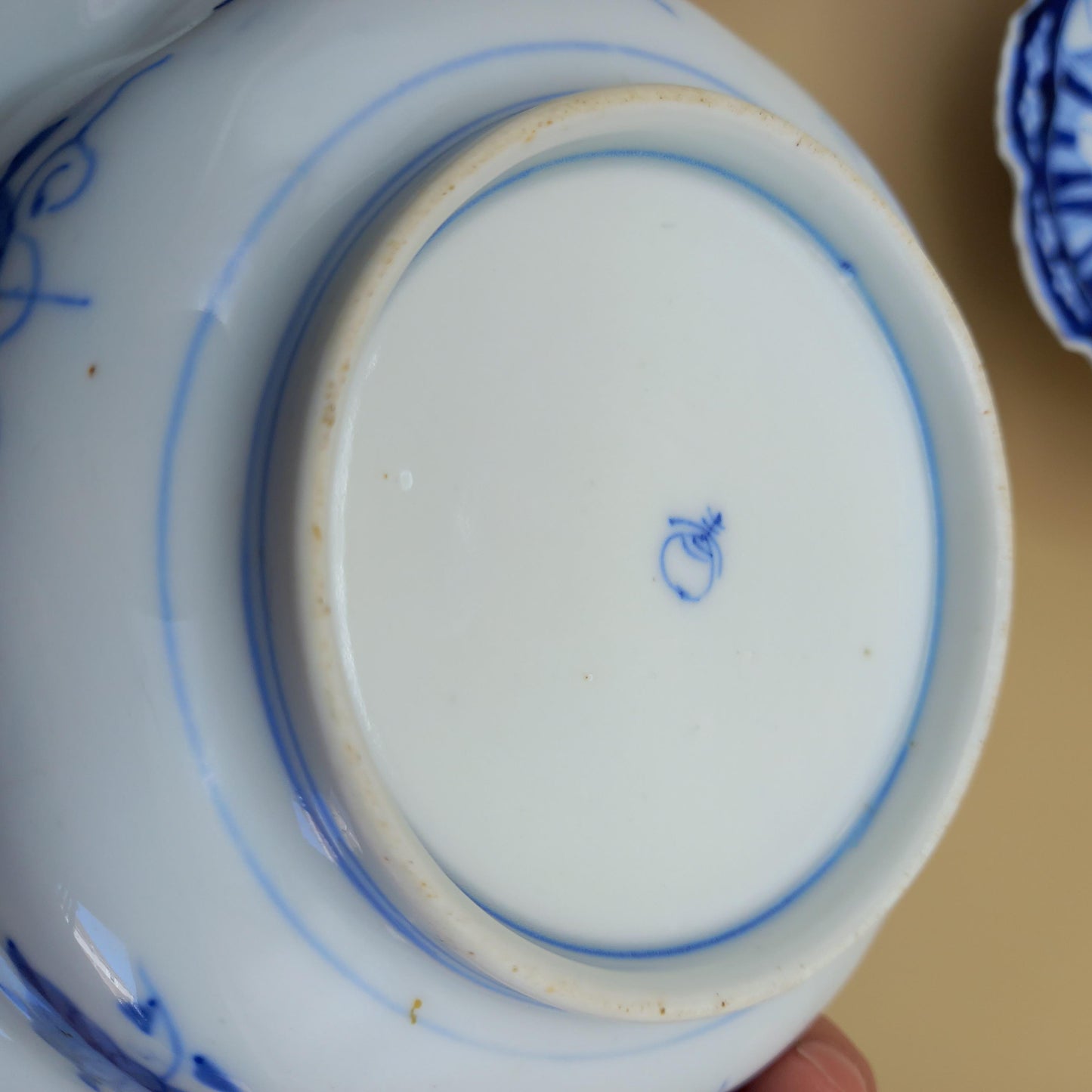 Pair of Japanese Nabeshima-Style Porcelain Bowls | Blue & White Iris Motif | Scalloped Edge | Mid-Century Arita Export | Free Postage