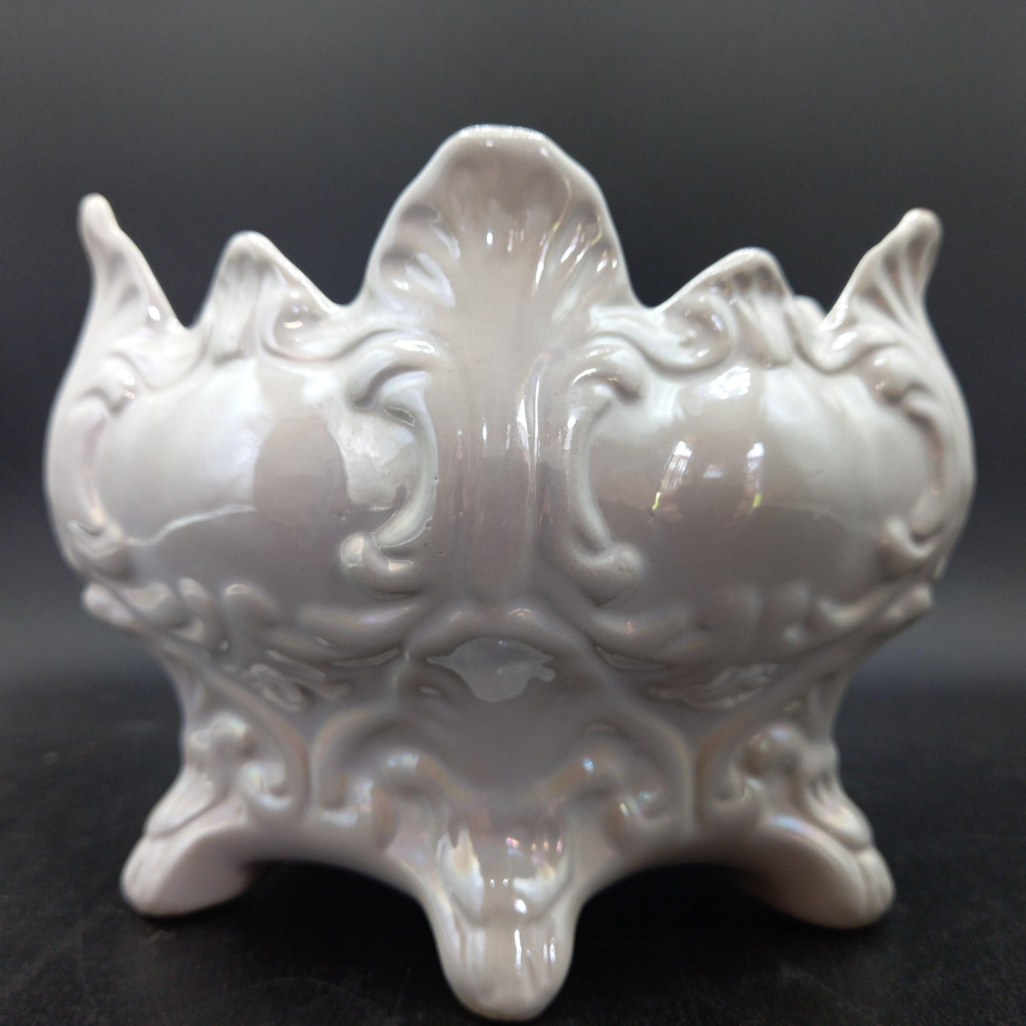 Vintage Pearl Lusterware Planter — Rococo Revival Footed Bowl (Mid-Century, Iridescent Glaze)