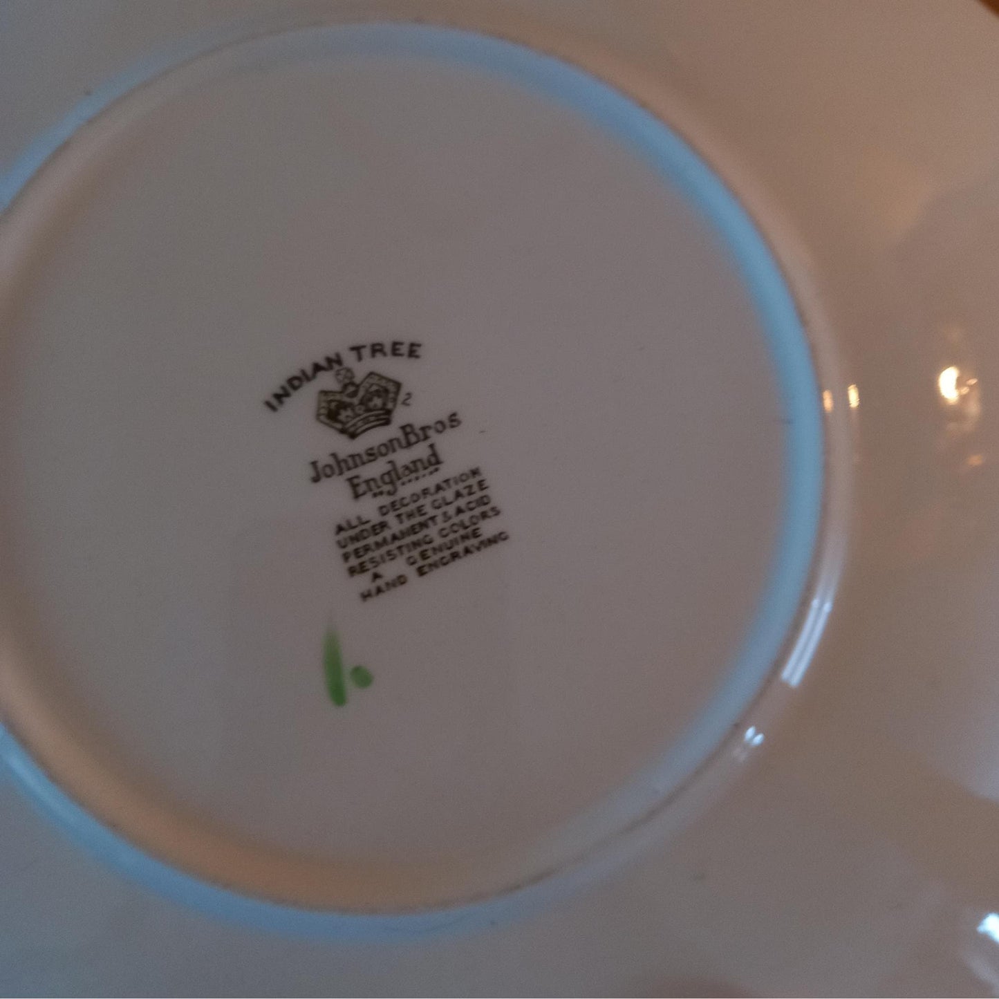 Johnson Bros Indian Tree Lobed Dinner Plates — Set of 4 Vintage English Ironstone (10.5” Scalloped Rims)